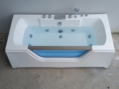 Gợi ý một đơn vị cung cấp bồn tắm cao cấp TPHCM